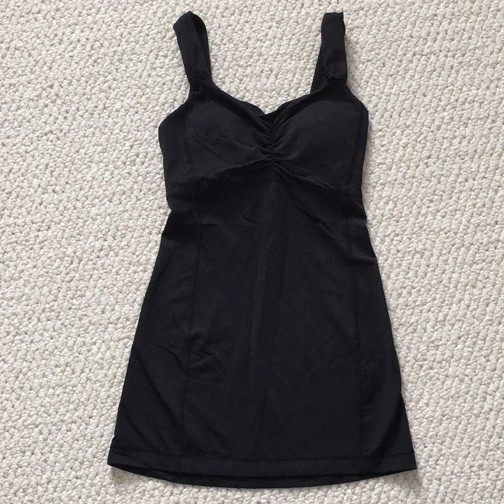 ❌sold❌Lululemon Black work out tank